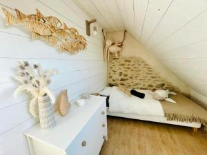 Maisons de vacances Maison Maillots et Bigorneaux, 15 pers, jacuzzi, 40m de la mer : photos des chambres