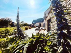 Maisons de vacances Maison Maillots et Bigorneaux, 15 pers, jacuzzi, 40m de la mer : photos des chambres