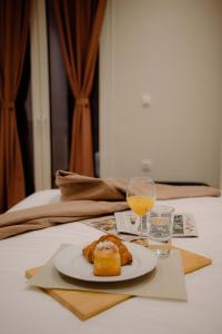 Vibrant Pagrati 2-BD Retreat with Elegant-Modern style