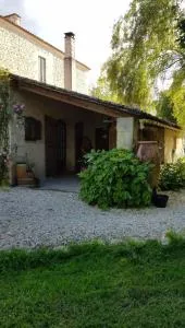 Chambre indépendante salle d'eau et WC privatifs - Cavignac