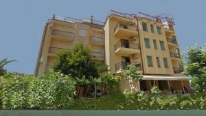 Apartments Primorsko