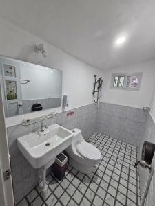 Secret Garden Family House