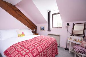 Tyr Adar at Graig Wen