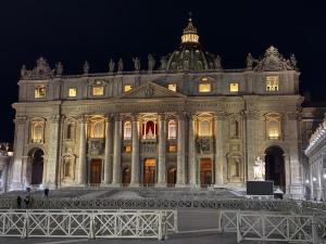 Vatican house 98