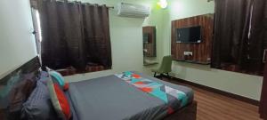 Aditya Guest House 4