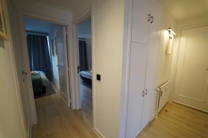 Skyway airport apartments