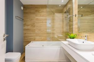 Campo de Ourique Deluxe Mid-Term Stays