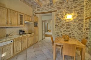 Appartements La Bastide du Soleil : photos des chambres