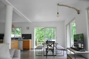 Maisons de vacances Villa d-Ordetcho - nature, calm, swimming pool near Vallon Pont d-Arc : photos des chambres