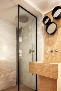 Sea Path V old town luxury Appartment steps to beach