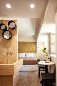 Sea Path V old town luxury Appartment steps to beach