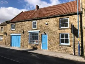 Cosy Cottage, Market Square View, Grade 2 Listed! - Fearby