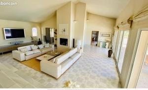 Villas Rare Villa luxueuse 250 M2 proche plage Perols : photos des chambres