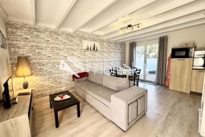 Maisons de vacances Maisonnette refaite a neuf - 300m des plages : photos des chambres