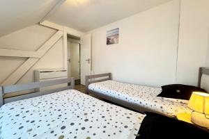 Maisons de vacances Maisonnette refaite a neuf - 300m des plages : photos des chambres