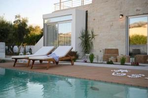 Annassa Experience Suites 2 walk from Almyrida Beach