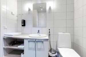 Suite Apartment with lake views