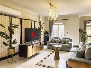 Cozy vintage duplex Khan -khan luxe residence pyramids view