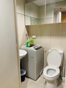 Aizas CondoTel in Shell Residences near MOA and NAIA