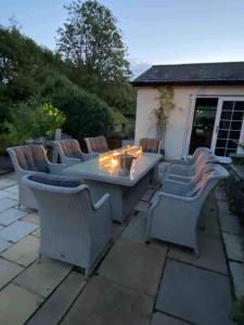 Stunning Character Property with hot tub & SAUNA