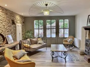 Maison l'or du temps, gîte les Glycines - Les Brouzils