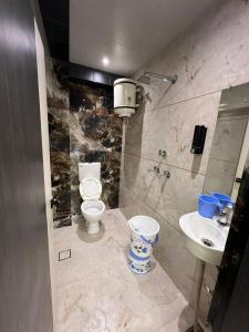 Kedar Stays By Inka Kashi