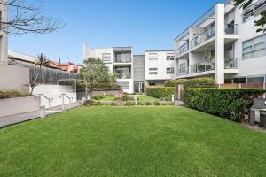 Urban Oasis in Waterloo With Private Balcony