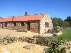 Country Cottage - Stainsacre