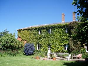 Lower Buckton Country Living Big House near Ludlow 6 bedrooms sleep 12