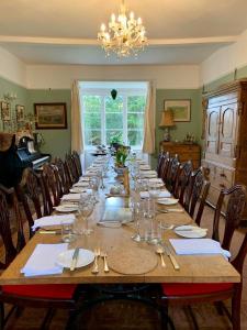 Lower Buckton Country Living Big House near Ludlow 6 bedrooms sleep 12