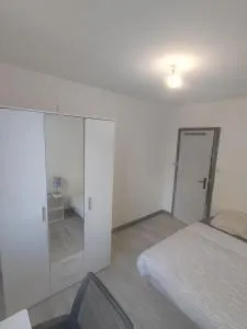 Une Chambre dans Appartement partagé, Grenoble à 8 min du centre-ville - 瑟伊辛斯