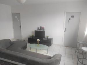 Une Chambre dans Appartement partagé, Grenoble à 8 min du centre-ville