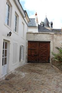 Villas Maison Bourgeoise classee 3 etoiles a 100 m des Bords de Loire avec parkings prives : photos des chambres