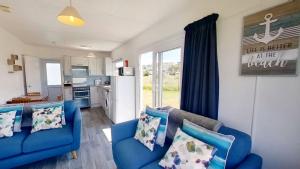 B44 Sea Urchin, Riviere Towans