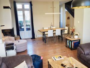 Villas Villa Primerose parking prive terrasse centre ville : photos des chambres