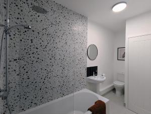 Conegra Road Apartments