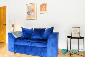 Bright 4-Bed Home - Close to City Hospital, Sherwood, QMC & Quick Access to Nottingham City Centre