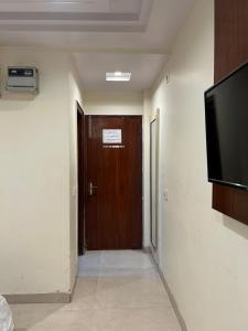 Hotel Saphire dlx Near New Delhi Railway Station