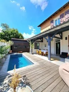 Charming house with pool, near metro - 伊居利