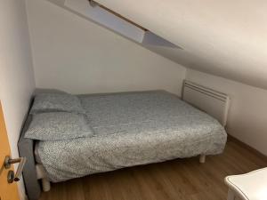 Appartements Paris Eiffel Tower et Disney apartments, parkings gratuits et securises, 10 minutes metro to Paris : photos des chambres