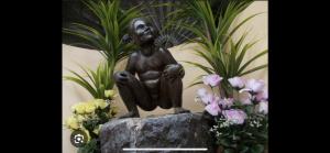 Room in Guest room - Charming Guest Room in Historic Brussels Mansion