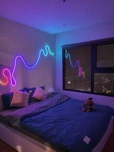 Vinhomes Smartcity - 2BR City View - Trốn Homestay