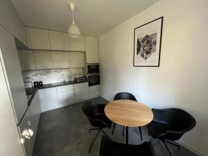 Mieszkanie 1 pokojowe z dostępem do działki, ogrodu