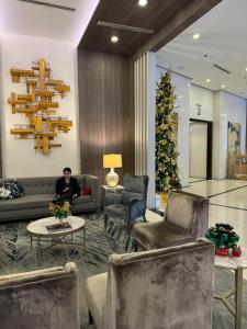 1BR Condo Near Venice Canal Mall & BGC with Balcony - 8p