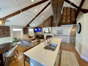 Penhallow Suite Downtown Portsmouth