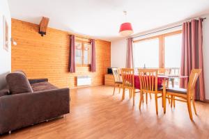 Appartements Le Hameau SPA & PISCINE appartement 3 pieces 6pers by Alpvision Residences : photos des chambres