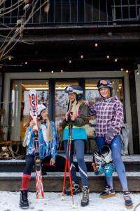 UGRAD family котедж з чаном-джакузі