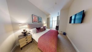 Superior Two Bedroom Apartment  room in Cheval Harrington Court at South Kensington