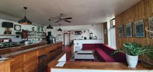 L'Escale - Ancien Hôtel Restaurant - Gîte Fontaine Simon - Pontgouin