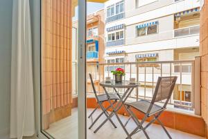 Playa Los Locos Apartment with Garage